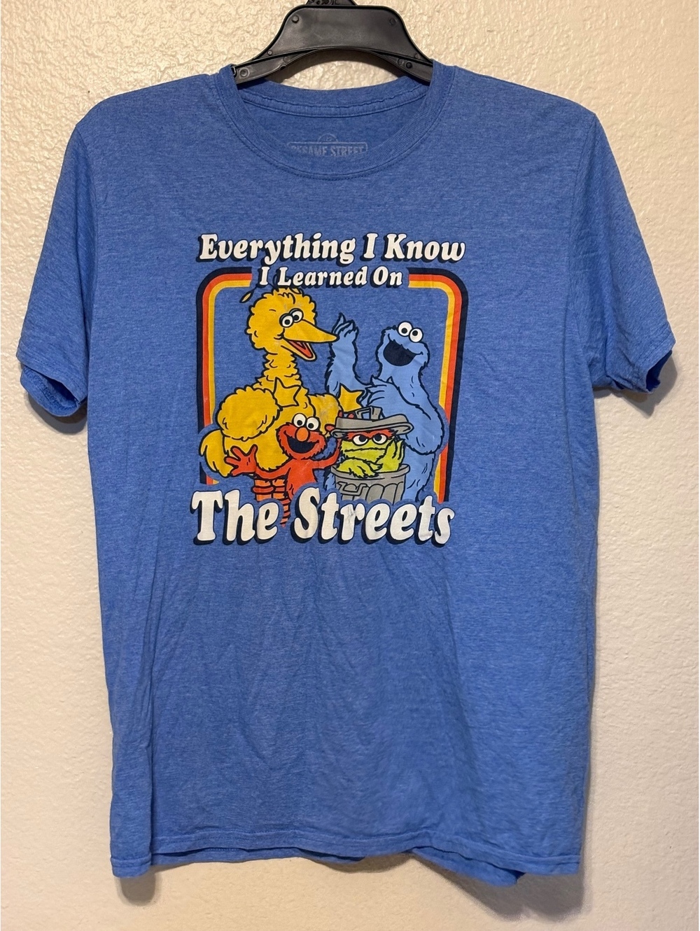 Sesame Street Blue Graphic T-Shirt Size Large
